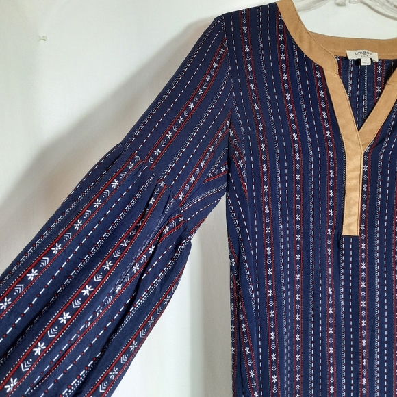 Umgee Women's Medium Tunic Asymmetrical Hem Blue - Picture 2 of 6